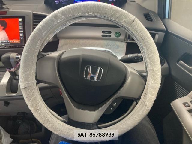 Honda FREED HYBRID 2013-08 8354554-18