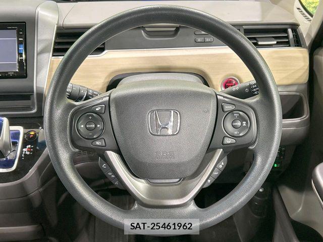 Honda FREED HYBRID 2019-01 8354553-11
