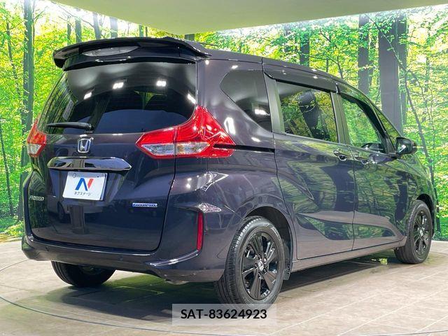 Honda FREED HYBRID 2023-07 8354548-17