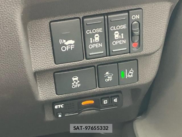 Honda FREED HYBRID 2019-08 8366037-12