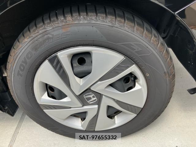 Honda FREED HYBRID 2019-08 8366037-5