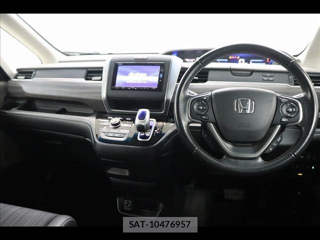 Honda FREED HYBRID 2018-06 8366038-28