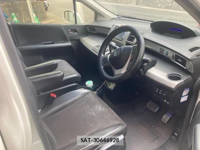 Honda FREED HYBRID 2014-11 8366052-11