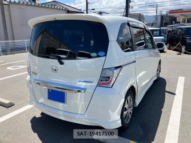 Honda FREED HYBRID 2011-10 8366053-2
