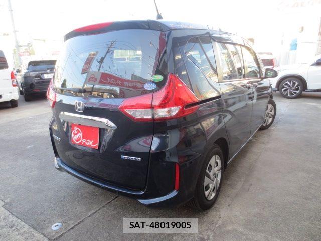 Honda FREED HYBRID 2021-10 8366032-2