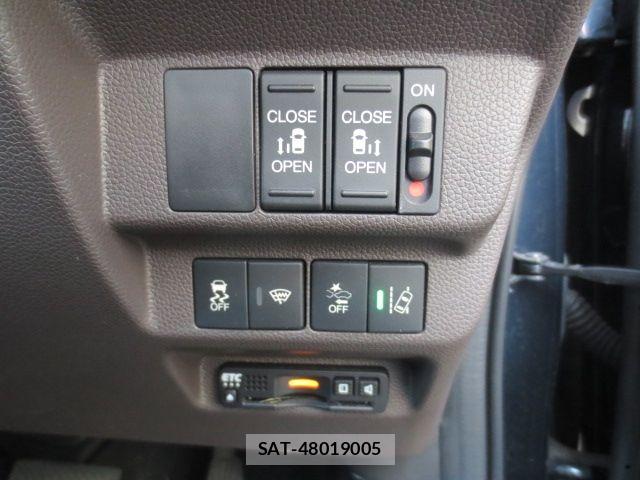 Honda FREED HYBRID 2021-10 8366032-4