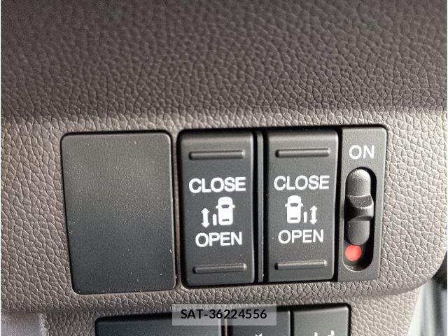 Honda FREED HYBRID 2021-07 8366034-23