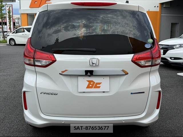 Honda FREED HYBRID 2021-01 8371682-13