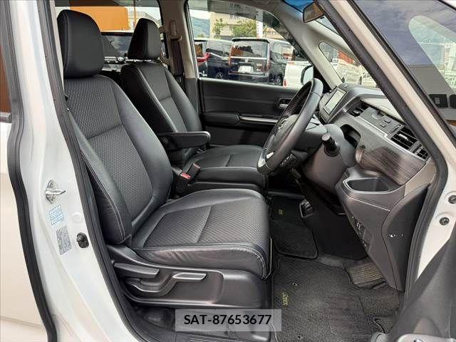 Honda FREED HYBRID 2021-01 8371682-15