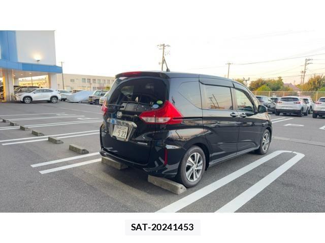 Honda FREED HYBRID 2020-04 8371683-1
