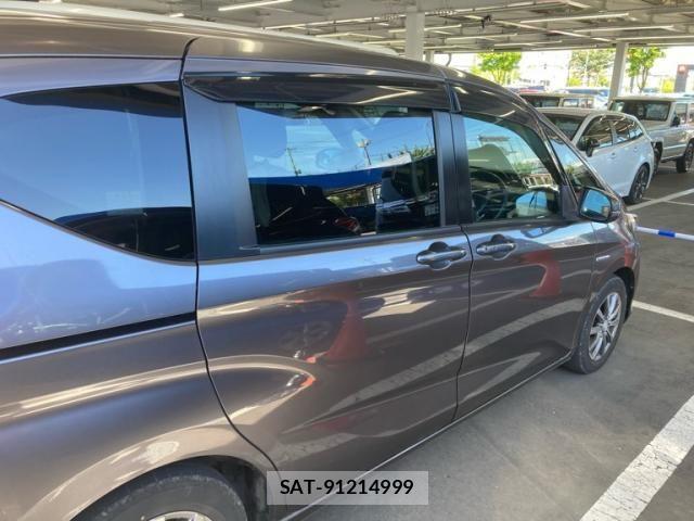 Honda FREED HYBRID 2017-11 8412593-4