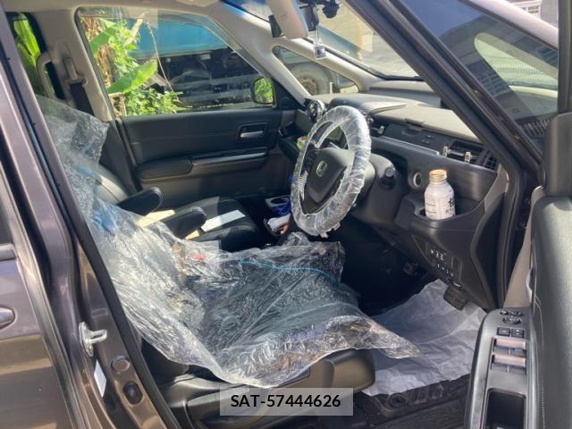 Honda FREED HYBRID 2017-05 8412597-13
