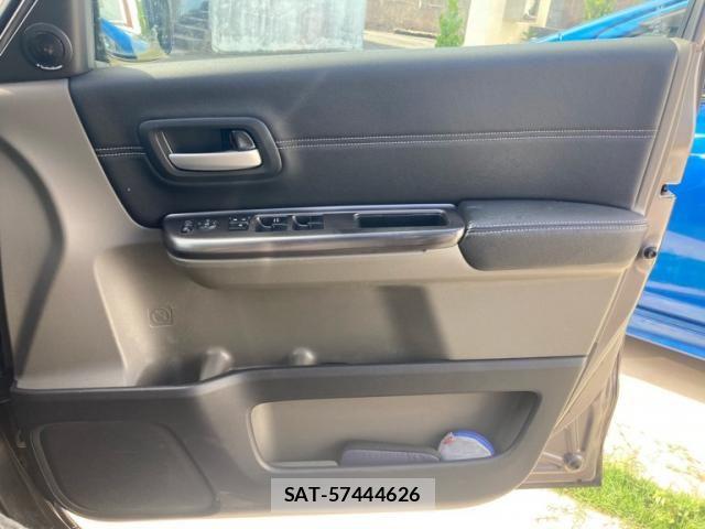 Honda FREED HYBRID 2017-05 8412597-26