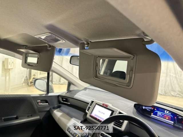 Honda FREED HYBRID 2011-12 8485454-23