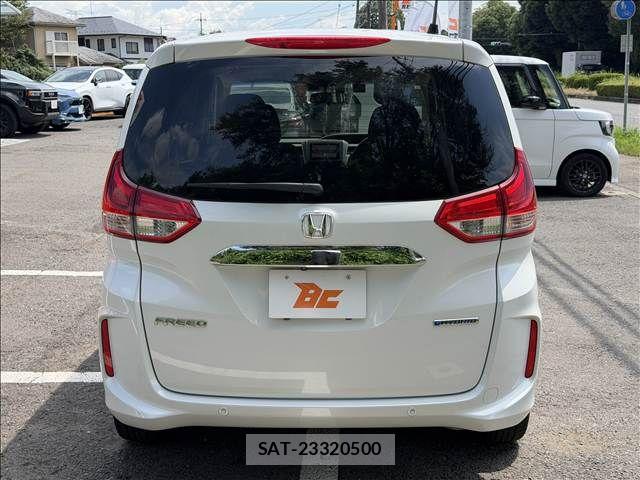 Honda FREED HYBRID 2021-10 8524998-22