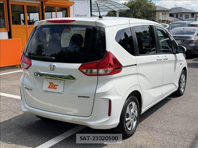 Honda FREED HYBRID 2021-10 8524998-23