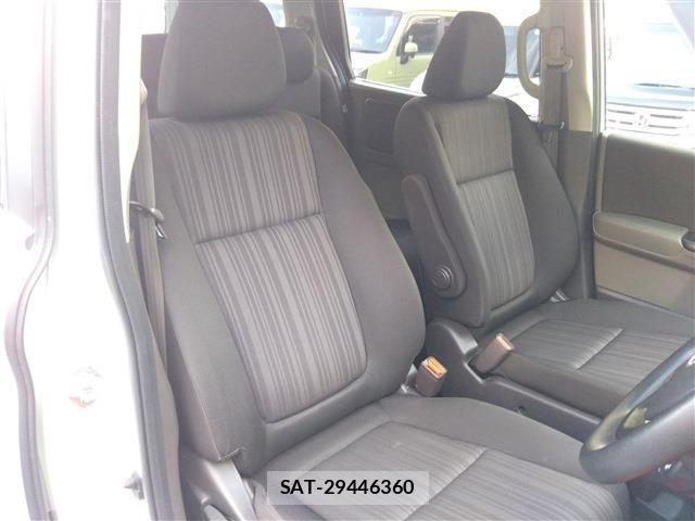 Honda FREED HYBRID 2016-12 8562006-13