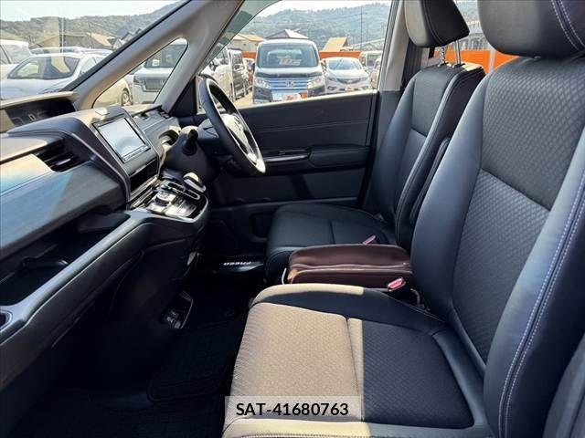 Honda FREED HYBRID 2021-07 8561998-17