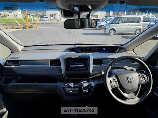 Honda FREED HYBRID 2021-07 8561998-1