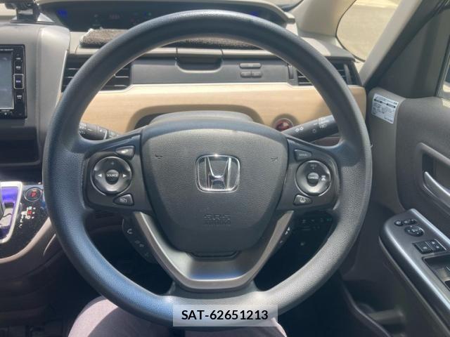 Honda FREED HYBRID 2018-02 8562008-12