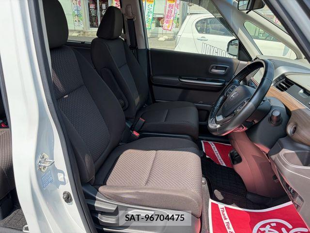 Honda FREED HYBRID 2020-08 8562002-11