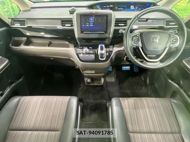 Honda FREED HYBRID 2018-10 8562001-1