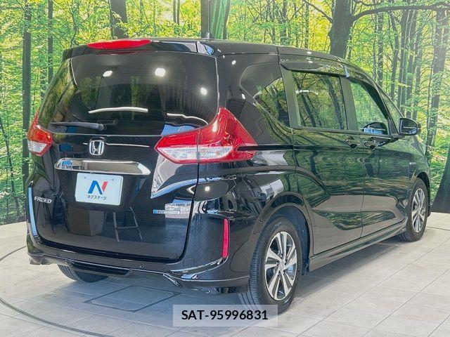 Honda FREED HYBRID 2021-09 8561997-17
