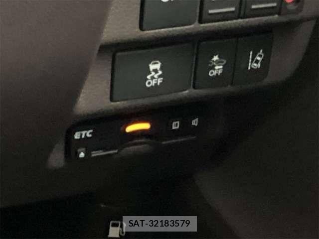 Honda FREED HYBRID 2017-01 8626890-7