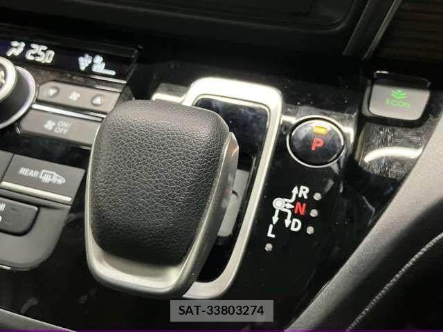 Honda FREED HYBRID 2019-12 8626886-10