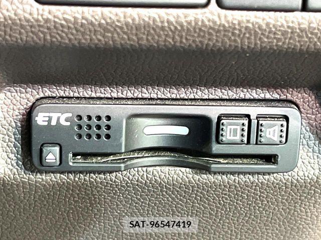 Honda FREED HYBRID 2018-06 8626887-5