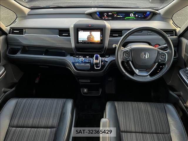 Honda FREED HYBRID 2019-08 8659225-19