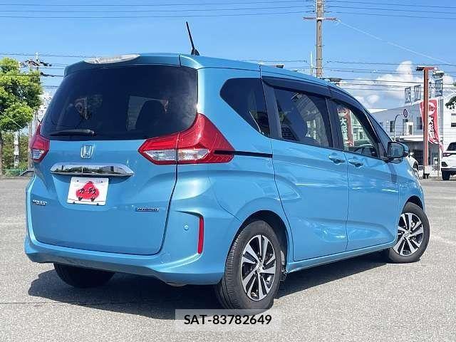 Honda FREED HYBRID 2017-05 8685592-2