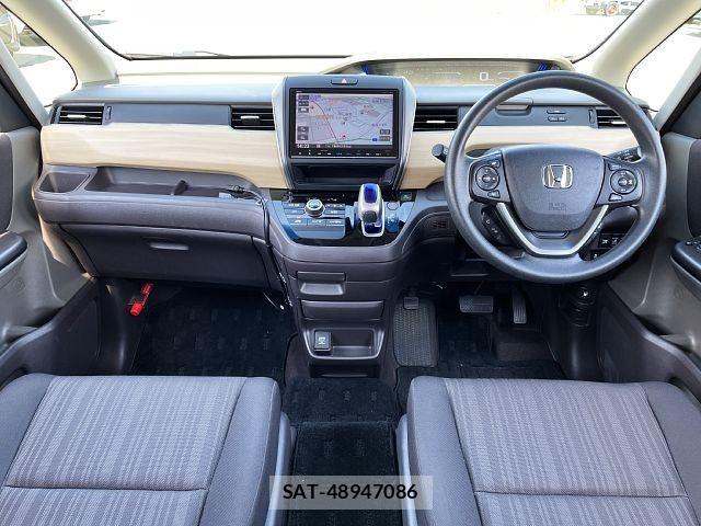 Honda FREED HYBRID 2017-02 8739758-1
