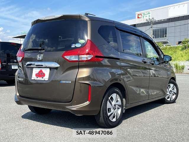 Honda FREED HYBRID 2017-02 8739758-2