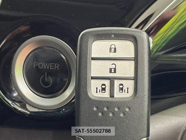 Honda FREED HYBRID 2018-08 8739759-6
