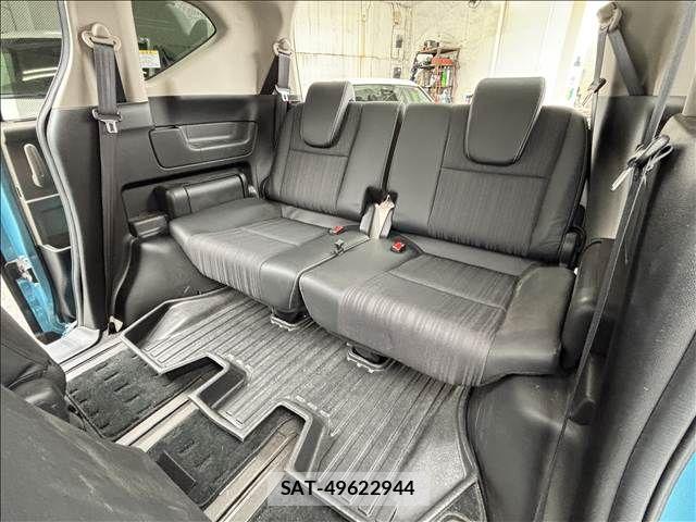 Honda FREED HYBRID 2017-09 8742339-18