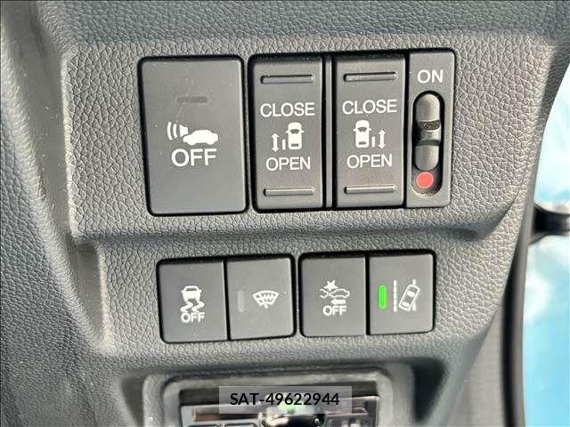 Honda FREED HYBRID 2017-09 8742339-25