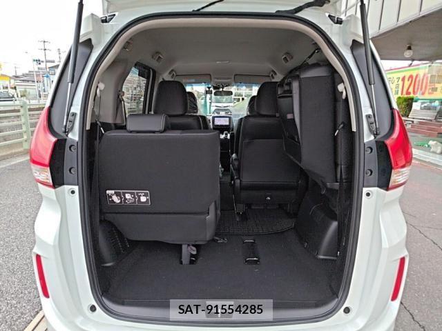 Honda FREED HYBRID 2023-03 8742337-25