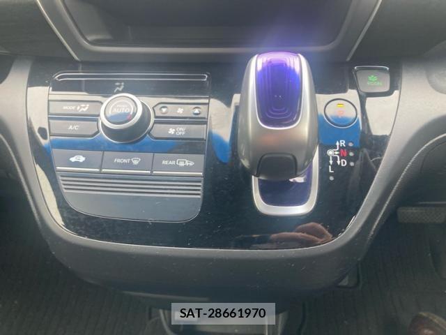Honda FREED HYBRID 2017-04 8742348-19