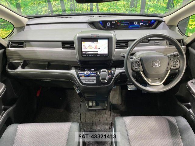 Honda FREED HYBRID 2023-07 8780381-3