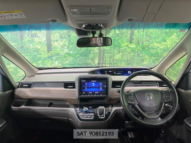 Honda FREED HYBRID 2021-12 8796036-1