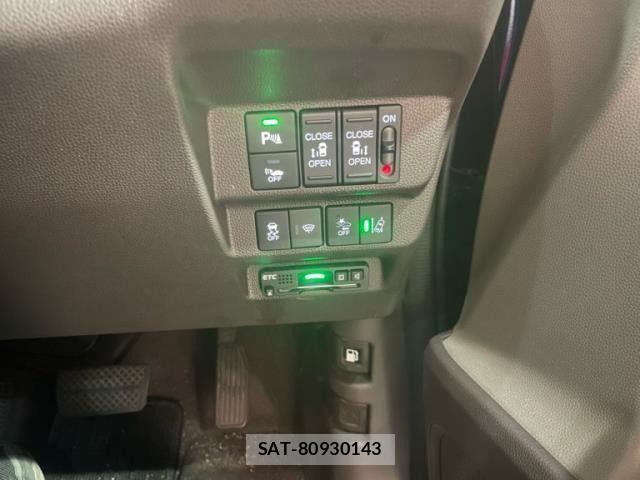 Honda FREED HYBRID 2018-08 8829177-4