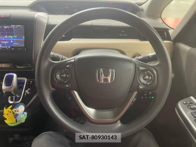 Honda FREED HYBRID 2018-08 8829177-5
