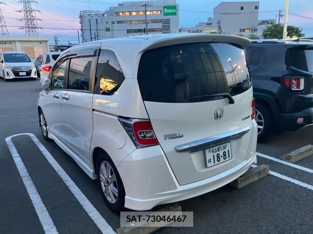 Honda FREED HYBRID 2015-12 8829186-2