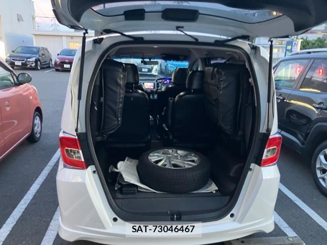 Honda FREED HYBRID 2015-12 8829186-5