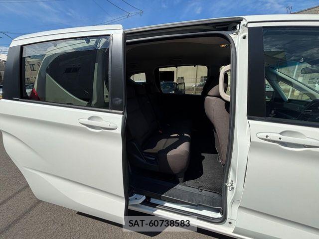 Honda FREED HYBRID 2023-07 8847960-12