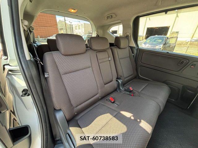 Honda FREED HYBRID 2023-07 8847960-14