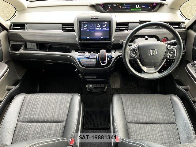 Honda FREED HYBRID 2017-03 8849130-1