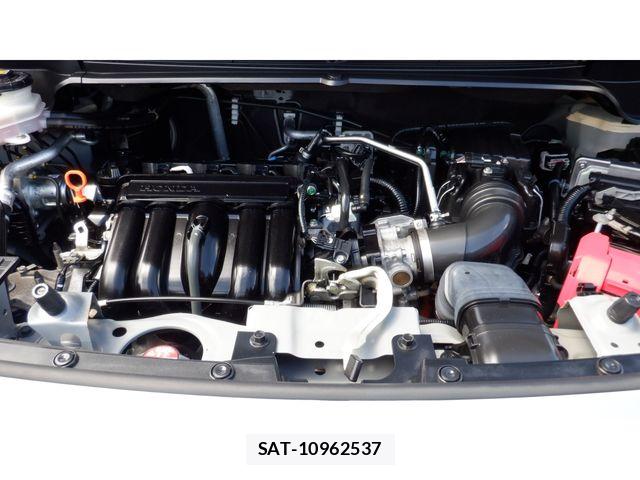 Honda FREED HYBRID 2023-07 8871065-27
