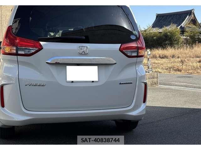 Honda FREED HYBRID 2018-12 8871067-17